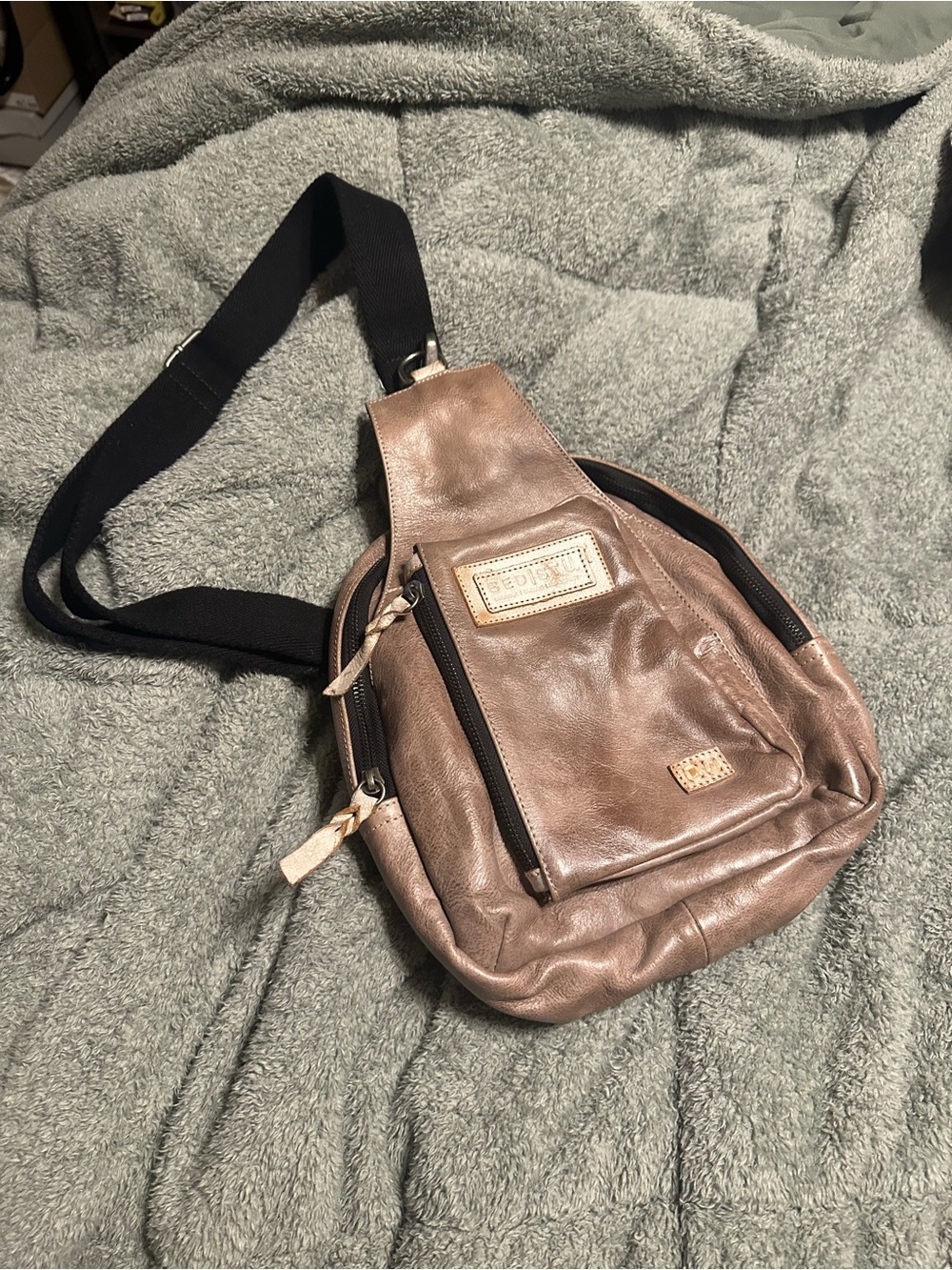 BED|STU Gray Leather Sling Backpack - Picture 7 of 9